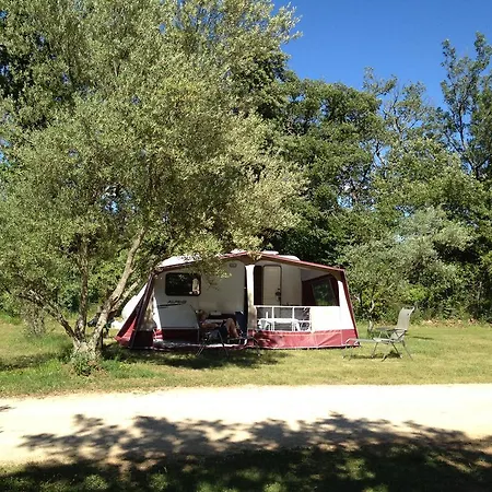 De L'eouviere 4*